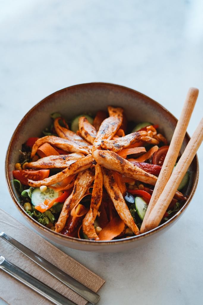 Tavuklu Salata